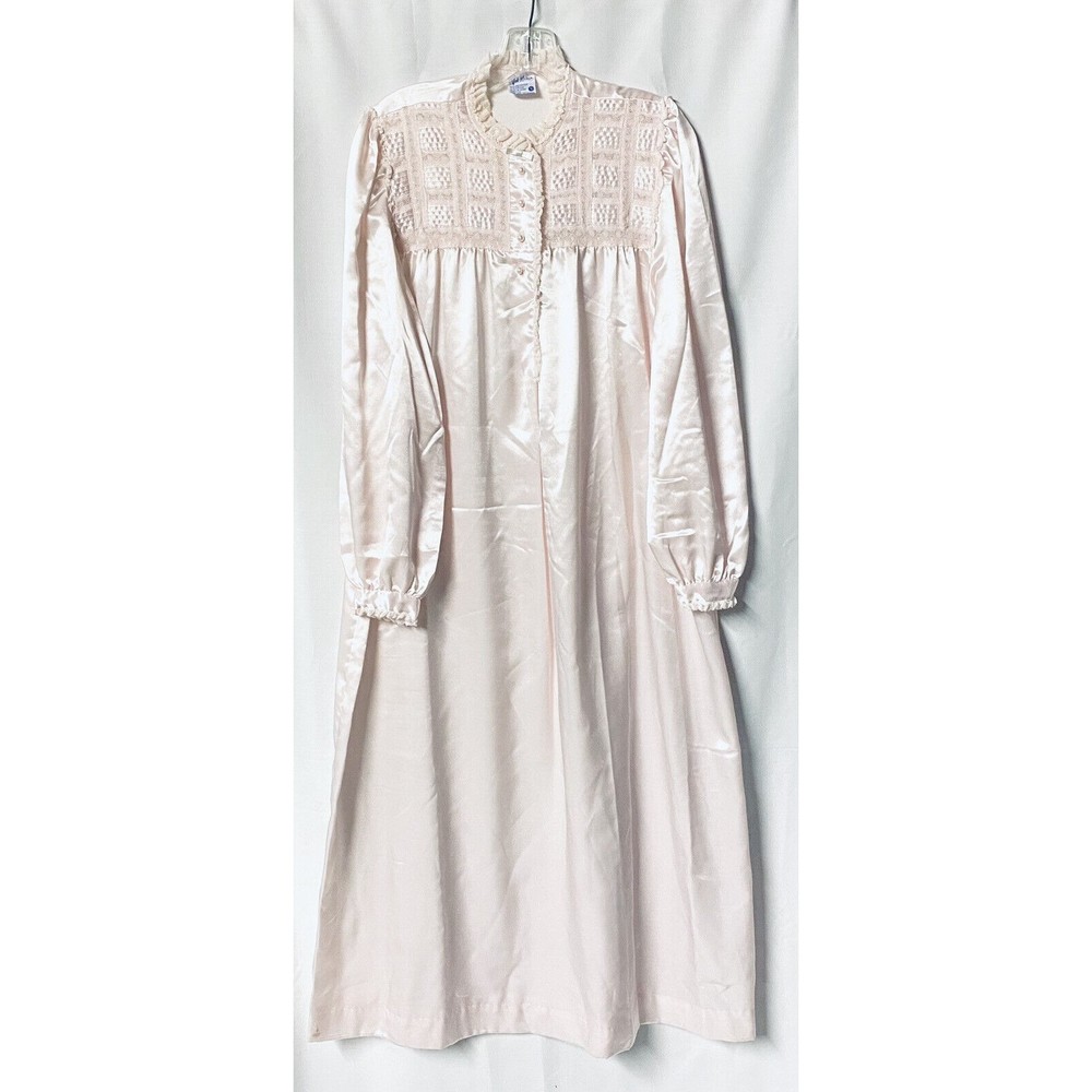 Vintage 1990's Val Mode Pink Nightgown Pearl Buttons Lace Accents Pink Size S